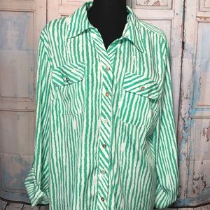 Green and white long sleeve XL blouse